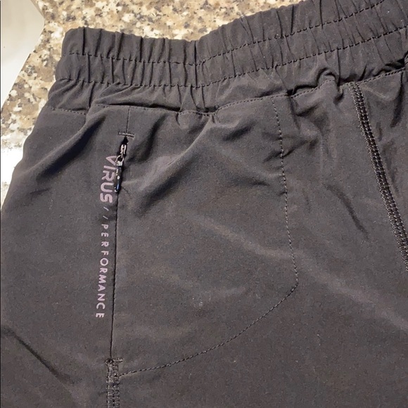 Virus Performance Shorts - Picture 4 of 5